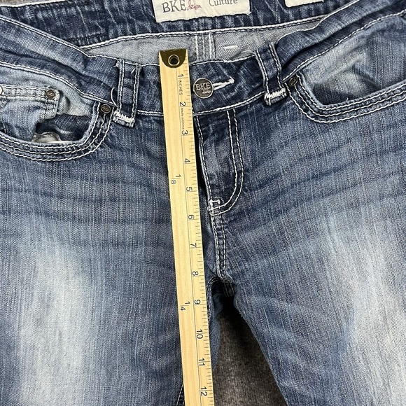 Classic Blue Women's Jeans - Picture 8 of 16